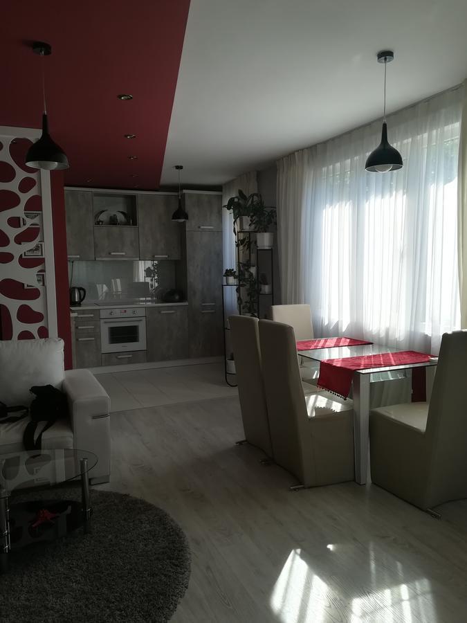 بورغاس Apartments Topalovi المظهر الخارجي الصورة